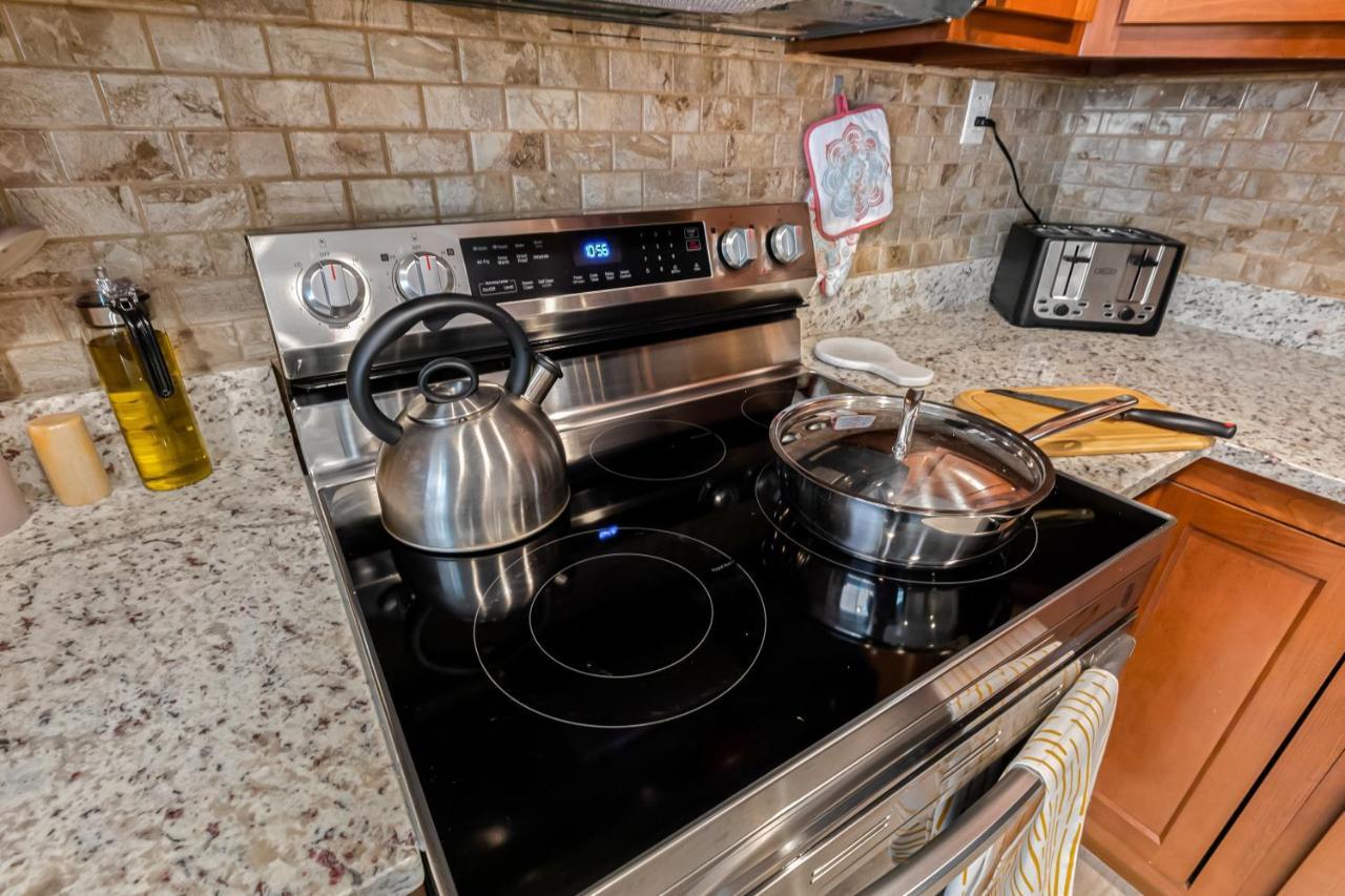 Family-Friendly, Multi-Day Sale, 15 Mins To Downtown Villa Детройт Екстериор снимка
